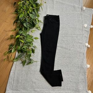 Just Black ⎮ Black skinny jeans